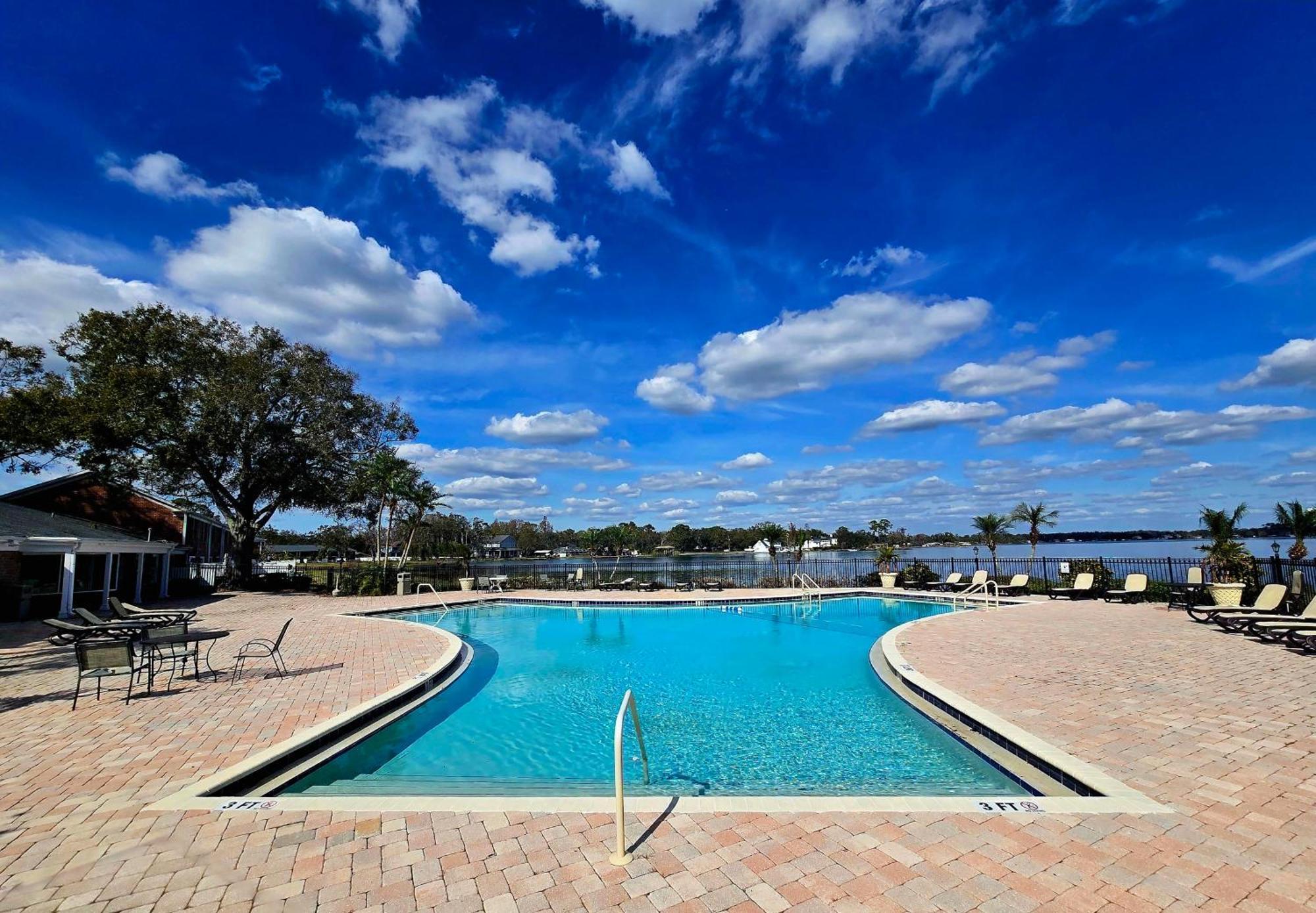 Beautiful Condo Close To Busch Gardens Tampa Exterior photo